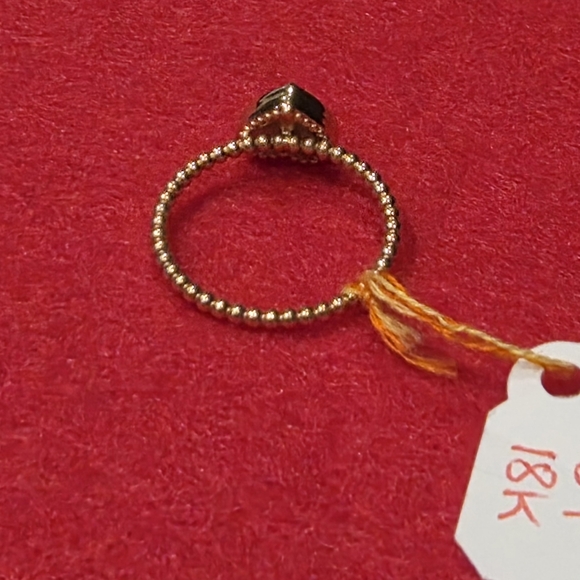 18K Real Gold Heart Ring with White Center - Picture 3 of 3